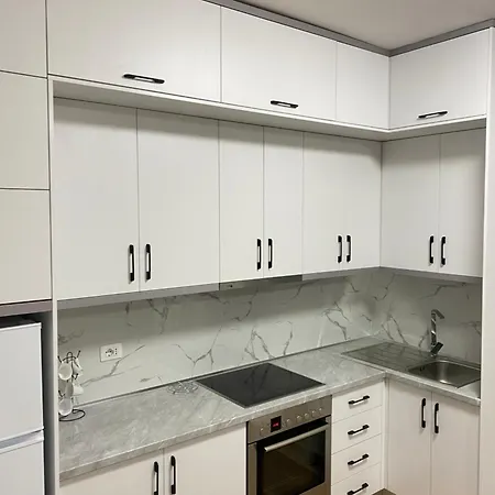 Kurti ,golem Apartmán *