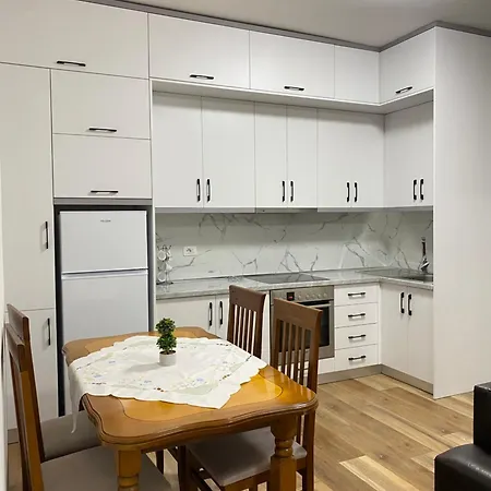 Apartmán Kurti ,golem Golem (Tirana)