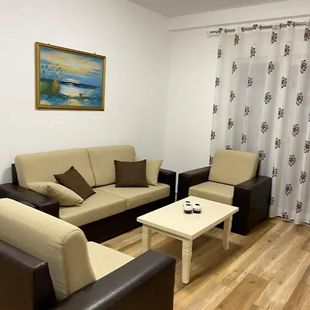 Apartmán Kurti ,golem