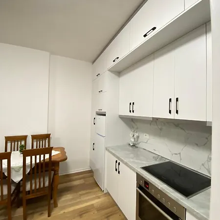 Kurti ,golem Apartmán *