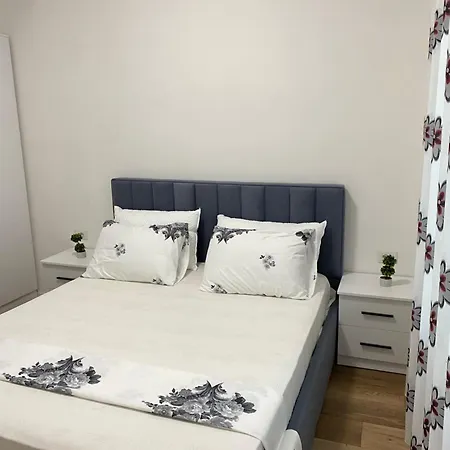 Apartmán Kurti ,golem Golem (Tirana)